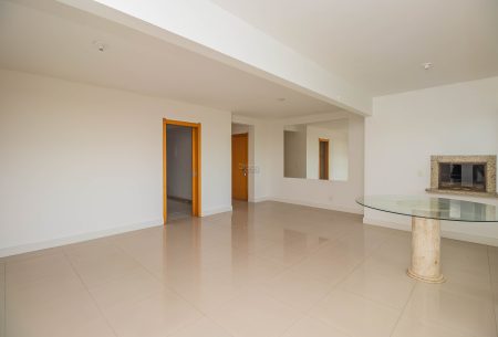 Apartamento com 106m², 3 quartos, 1 suíte, 2 vagas, no bairro Higienópolis em Porto Alegre