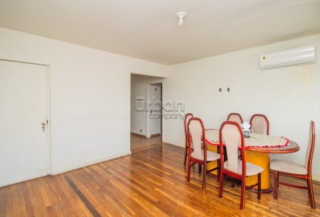 Apartamento com 116m², 3 quartos, 1 suíte, 1 vaga, no bairro Auxiliadora em Porto Alegre