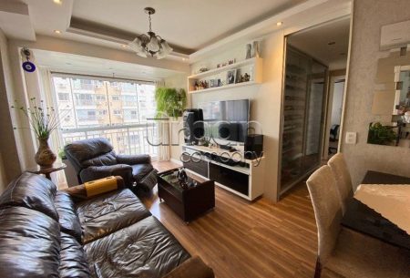 Apartamento com 69m², 2 quartos, 1 suíte, 2 vagas, no bairro Passo da Areia em Porto Alegre