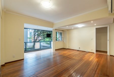Apartamento com 94m², 2 quartos, 1 suíte, 1 vaga, no bairro Petrópolis em Porto Alegre