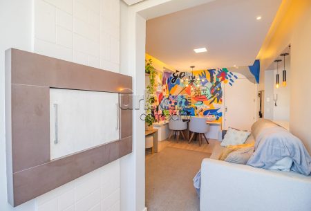 Apartamento com 68m², 2 quartos, 1 suíte, no bairro Passo da Areia em Porto Alegre
