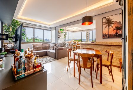 Apartamento com 84m², 2 quartos, 1 suíte, 1 vaga, no bairro Bela Vista em Porto Alegre