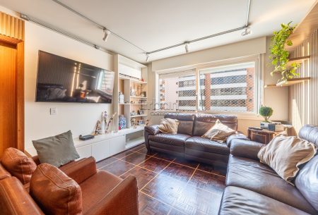 Apartamento com 115m², 3 quartos, 1 suíte, 1 vaga, no bairro Menino Deus em Porto Alegre