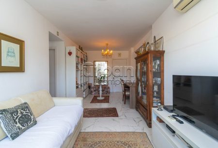 Apartamento com 69m², 2 quartos, 1 suíte, 1 vaga, no bairro Central Parque em Porto Alegre