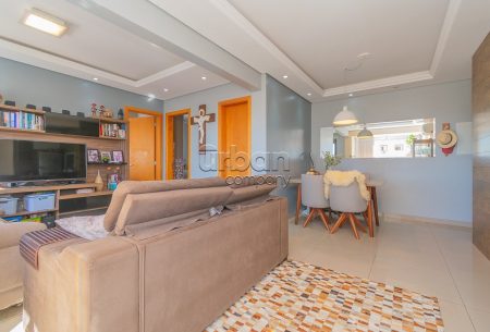 Apartamento com 72m², 2 quartos, 1 suíte, 1 vaga, no bairro Passo da Areia em Porto Alegre
