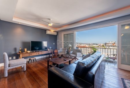 Apartamento com 147m², 3 quartos, 1 suíte, 1 vaga, no bairro Petrópolis em Porto Alegre