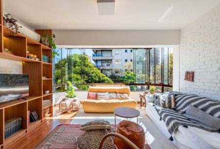 Apartamento com 122m², 3 quartos, 1 suíte, 2 vagas, no bairro Petrópolis em Porto Alegre