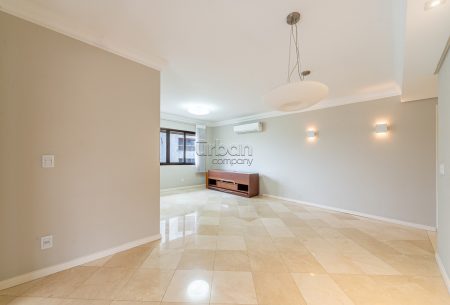 Apartamento com 143m², 3 quartos, 1 suíte, 2 vagas, no bairro Moinhos de Vento em Porto Alegre