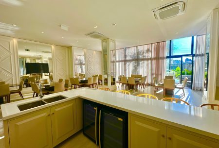 Apartamento com 218m², 3 quartos, 3 suítes, 3 vagas, no bairro Petrópolis em Porto Alegre