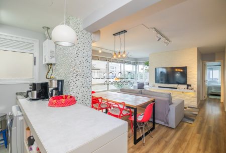 Apartamento com 71m², 2 quartos, 1 suíte, 1 vaga, no bairro Petrópolis em Porto Alegre