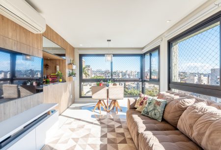 Apartamento com 75m², 2 quartos, 1 suíte, 2 vagas, no bairro Petrópolis em Porto Alegre