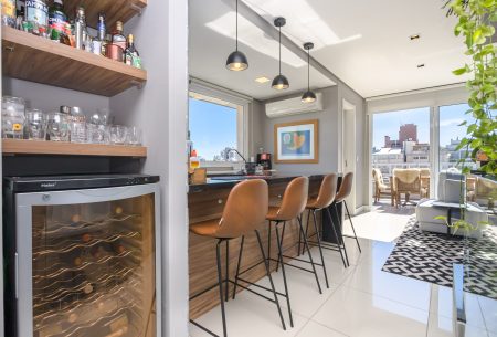 Cobertura com 123m², 2 quartos, 1 suíte, 3 vagas, no bairro Auxiliadora em Porto Alegre