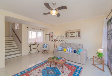 Casa com 182m², 3 quartos, 1 suíte, 3 vagas, no bairro Cristo Redentor em Porto Alegre