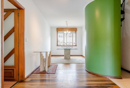 Cobertura com 278m², 3 quartos, 1 suíte, 2 vagas, no bairro Petrópolis em Porto Alegre