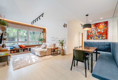 Apartamento com 89m², 3 quartos, 1 suíte, 2 vagas, no bairro Petrópolis em Porto Alegre