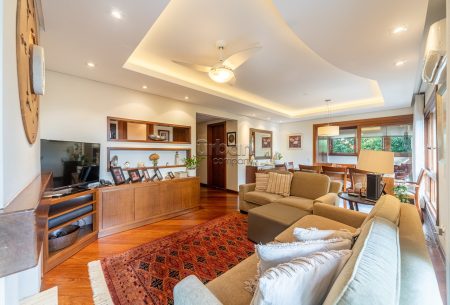Apartamento com 140m², 3 quartos, 2 vagas, no bairro Petrópolis em Porto Alegre