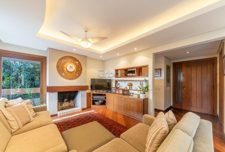 Apartamento com 140m², 3 quartos, 2 vagas, no bairro Petrópolis em Porto Alegre