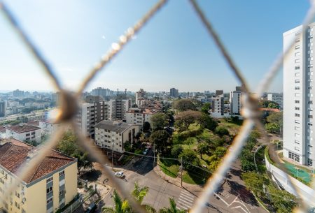 Apartamento com 129m², 3 quartos, 3 suítes, 2 vagas, no bairro Jardim Europa em Porto Alegre