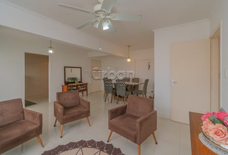 Apartamento com 75m², 2 quartos, 1 vaga, no bairro Cristo Redentor em Porto Alegre