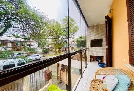 Apartamento com 114m², 2 quartos, 1 suíte, 1 vaga, no bairro Cristo Redentor em Porto Alegre