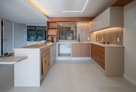 Apartamento com 128m², 3 quartos, 3 suítes, 2 vagas, no bairro Moinhos de Vento em Porto Alegre