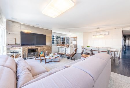 Apartamento com 140m², 3 quartos, 3 suítes, 2 vagas, no bairro Petrópolis em Porto Alegre