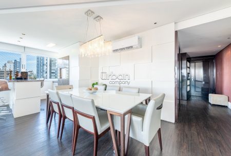 Apartamento com 140m², 3 quartos, 3 suítes, 2 vagas, no bairro Petrópolis em Porto Alegre