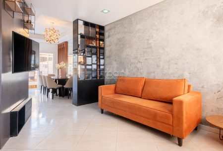 Casa com 149m², 3 quartos, 1 suíte, 2 vagas, no bairro Jardim Sabará em Porto Alegre