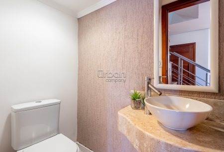 Casa com 149m², 3 quartos, 1 suíte, 2 vagas, no bairro Jardim Sabará em Porto Alegre