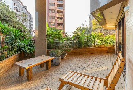 Apartamento com 401m², 4 quartos, 4 suítes, 3 vagas, no bairro Moinhos de Vento em Porto Alegre