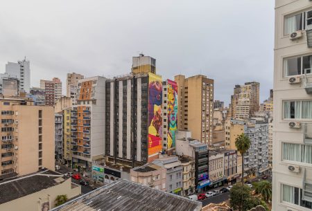 Loft com 24m², 1 quarto, no bairro Centro Histórico em Porto Alegre