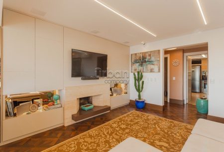 Apartamento com 162m², 3 quartos, 3 suítes, 3 vagas, no bairro Central Parque em Porto Alegre
