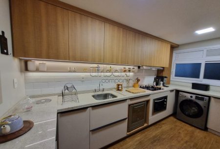 Casa em Condomínio com 200m², 3 quartos, 2 vagas, no bairro Centro em Canoas