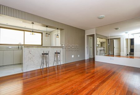 Apartamento com 109m², 3 quartos, 1 suíte, 1 vaga, no bairro Petrópolis em Porto Alegre