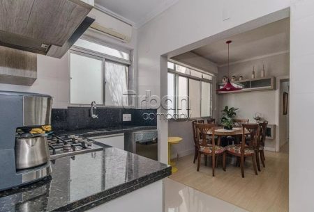 Apartamento com 65m², 2 quartos, 1 suíte, 1 vaga, no bairro Bom Fim em Porto Alegre