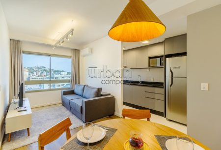 Apartamento com 64m², 2 quartos, 1 suíte, 1 vaga, no bairro Menino Deus em Porto Alegre