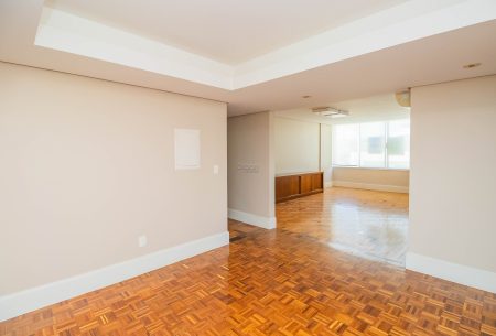 Apartamento com 147m², 3 quartos, 2 suítes, 1 vaga, no bairro Moinhos de Vento em Porto Alegre