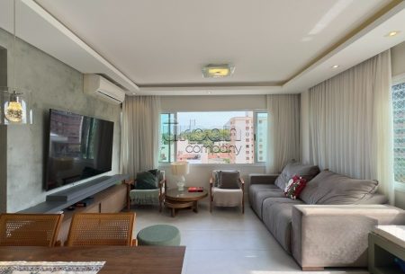 Apartamento com 95m², 3 quartos, 1 suíte, 2 vagas, no bairro Passo da Areia em Porto Alegre