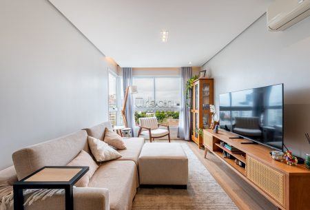Apartamento com 68m², 2 quartos, 1 suíte, 2 vagas, no bairro Petrópolis em Porto Alegre