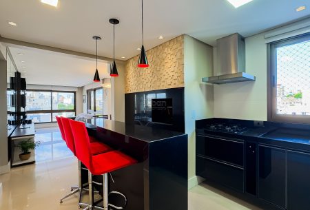 Apartamento com 95m², 2 quartos, 1 suíte, 2 vagas, no bairro Petrópolis em Porto Alegre