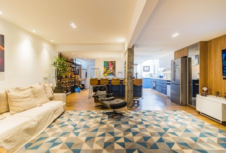 Apartamento Garden com 257m², 3 quartos, 2 suítes, 1 vaga, no bairro Moinhos de Vento em Porto Alegre