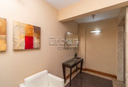 Apartamento com 144m², 3 quartos, 1 suíte, 2 vagas, no bairro Auxiliadora em Porto Alegre
