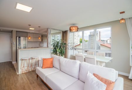 Apartamento com 73m², 2 quartos, 1 suíte, 2 vagas, no bairro Passo da Areia em Porto Alegre
