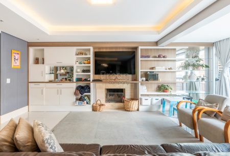 Apartamento com 163m², 3 quartos, 3 vagas, no bairro Jardim Europa em Porto Alegre