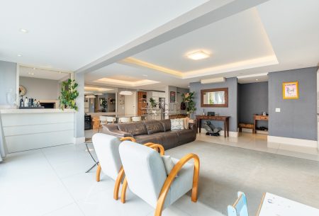Apartamento com 163m², 3 quartos, 3 vagas, no bairro Jardim Europa em Porto Alegre