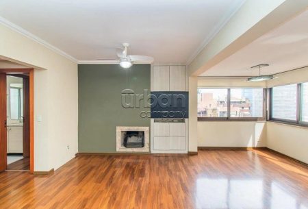 Apartamento com 105m², 3 quartos, 1 suíte, 2 vagas, no bairro Bela Vista em Porto Alegre