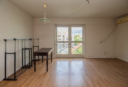 Apartamento com 109m², 3 quartos, 1 suíte, 1 vaga, no bairro Petrópolis em Porto Alegre