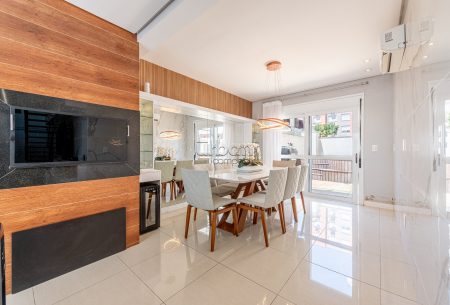 Apartamento Garden com 160m², 3 quartos, 1 suíte, 2 vagas, no bairro Rio Branco em Porto Alegre