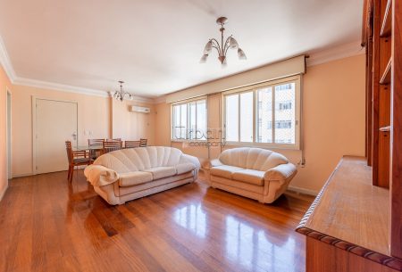 Apartamento com 133m², 3 quartos, 1 suíte, 1 vaga, no bairro Independência em Porto Alegre