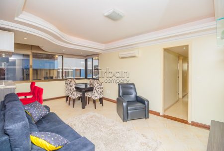 Apartamento com 94m², 3 quartos, 1 suíte, 1 vaga, no bairro Vila Ipiranga em Porto Alegre